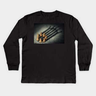 the pawns crown Kids Long Sleeve T-Shirt